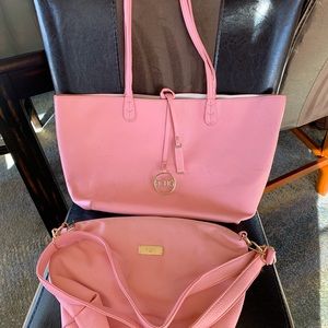 BCBG 2in1 shoulder totebag w/ matching purse